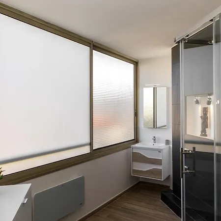 Vue Panoramique, Clim, Balcon Et Plages * Антиб