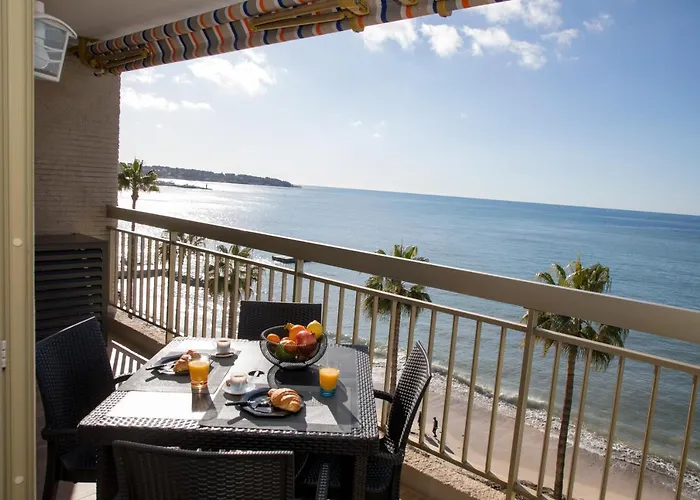 Vue Panoramique, Clim, Balcon Et Plages *